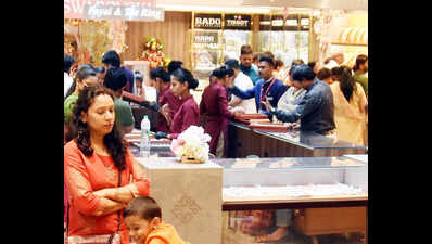 Old gold exchange helps buyers offset rising price