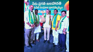 CM Naidu pitches river interlinking as lifeline for Andhra Pradesh