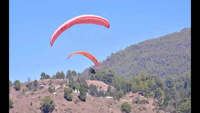 Kapkot hosts five-day national paragliding competition