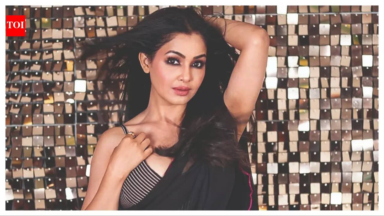 Shubhangi Atre: It felt surreal to become Angoori Bhabhi again