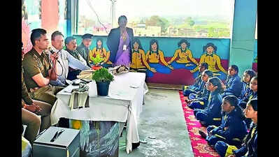 Schoolchildren get tips on harmful effects of drugs, safe digital practices