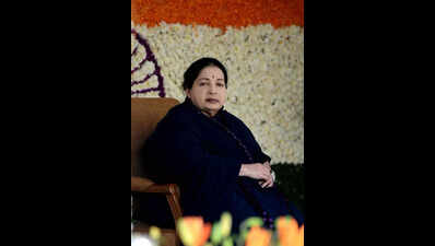 I-T dept threatens to auction Jayalalithaa’s assets for dues