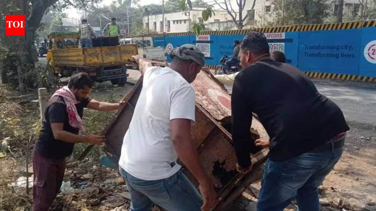 BMC removes encroachments to ease movement at Jawahar Chowk | Bhopal ...