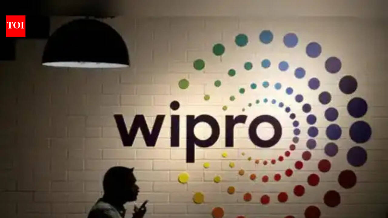 Wipro sounds out graduates for full-time positions