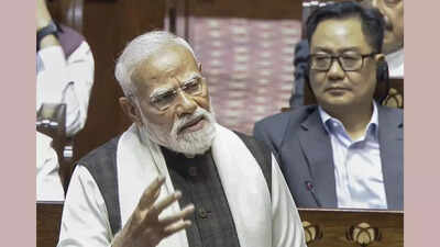  PM Modi slams TMC; flays Congress for 'harbouring hatred'