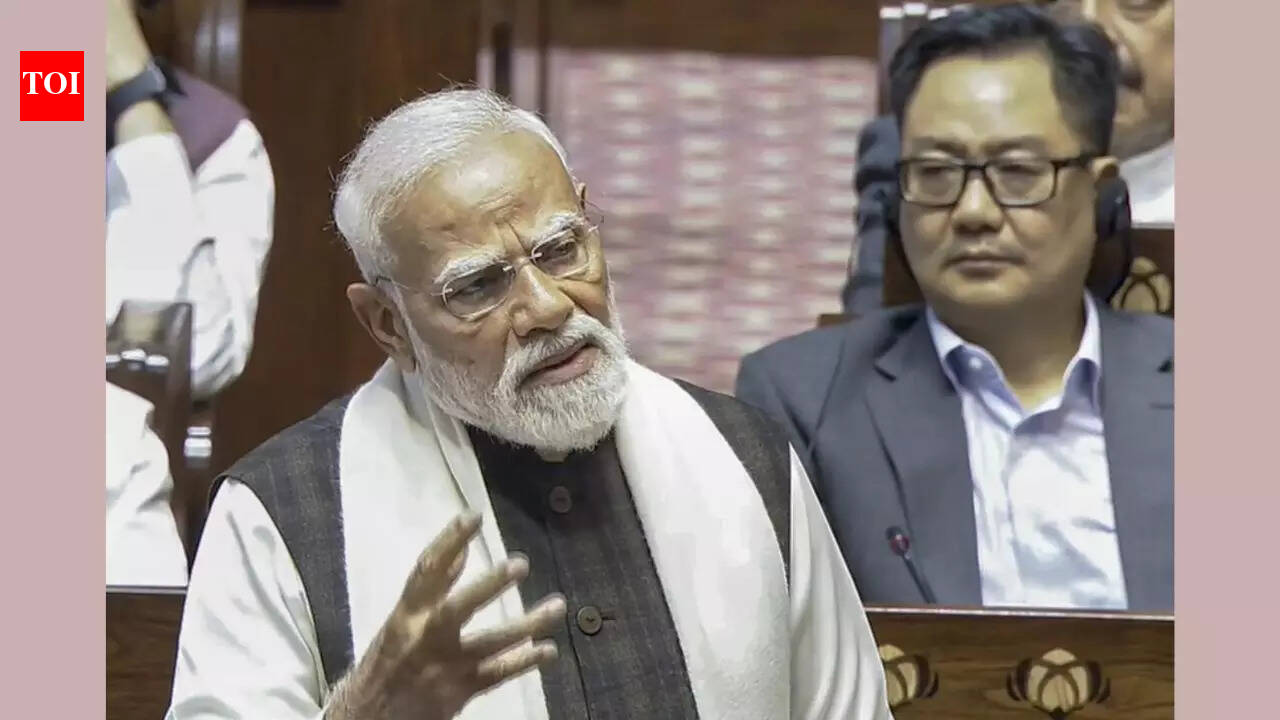 'Protecting infiltrators': PM Modi slams TMC; flays Congress for 'harbouring hatred'