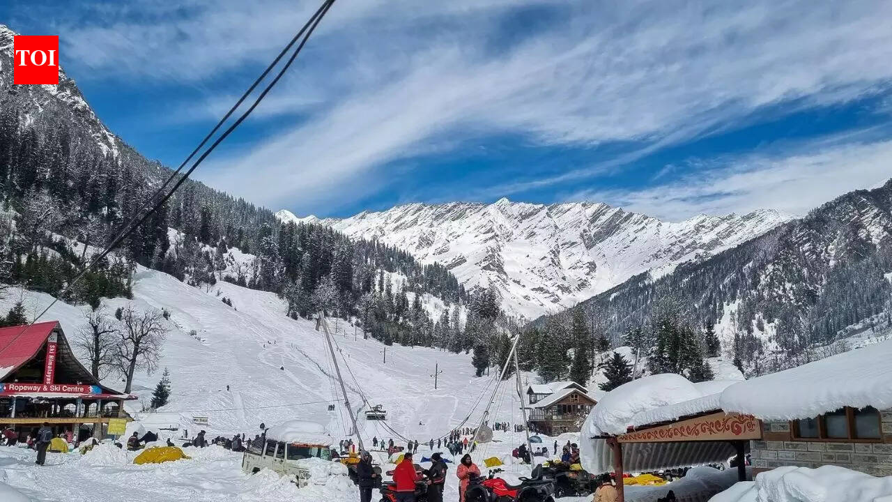 Mumbai tourist dies from cold exposure in freezing Manali