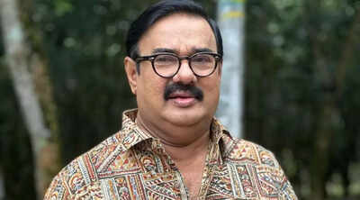 Malayalam actor Maniyanpilla Raju involved in a hit-and-run; two youths injured - Reports