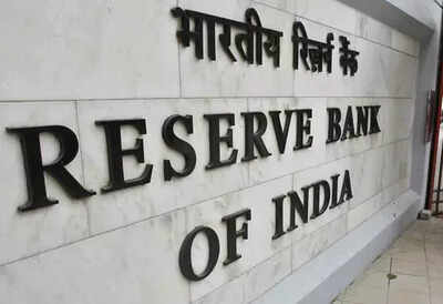 RBI keeps rates steady, positive on growth and inflation