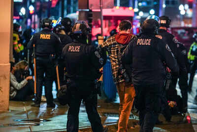 Minnesota school districts sue DHS over immigration enforcement near schools