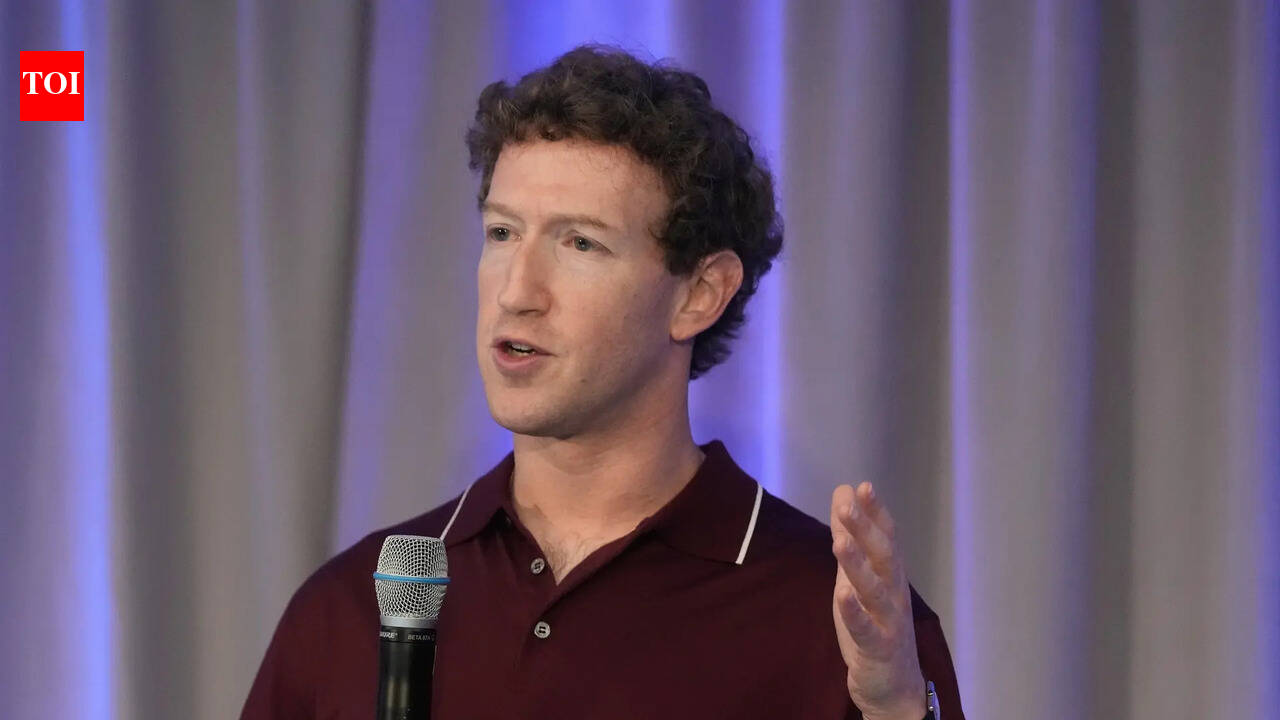 Mark Zuckerberg complains about Apple to employees about iPhone maker not taking responsibility upon themselves; says: They don't have anyone…