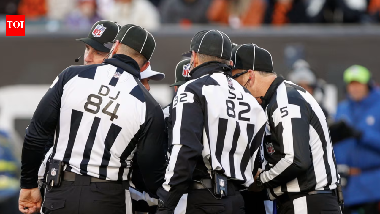 How much do NFL referees make during the Super Bowl?