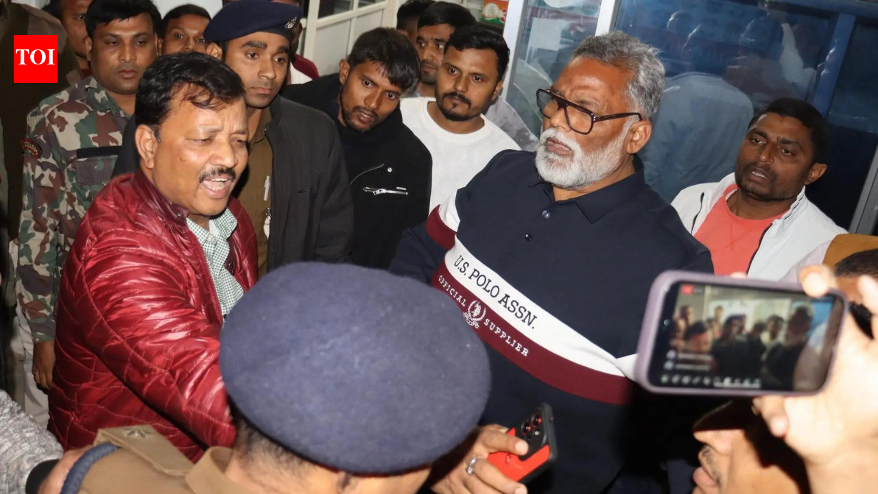 High drama at Pappu Yadav's house: Cops arrive to arrest Bihar MP; he claims plot 'to kill'