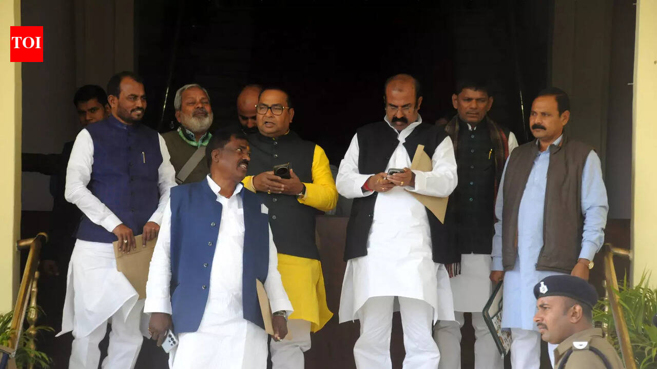 Samrat dares Rabri to name minister’s son in medical aspirant death case