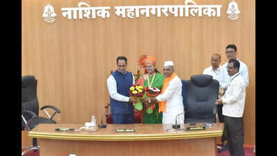 BJP’s Himgauri Aher elected unopposed as mayor in Nashik; Sena’s Vilas Shinde as deputy