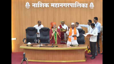 BJP’s Himgauri Aher elected unopposed as mayor in Nashik; Sena’s Vilas Shinde as deputy