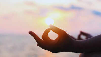 Life coach shares 5-minute daily rituals that remove brain fog and prevent overthinking