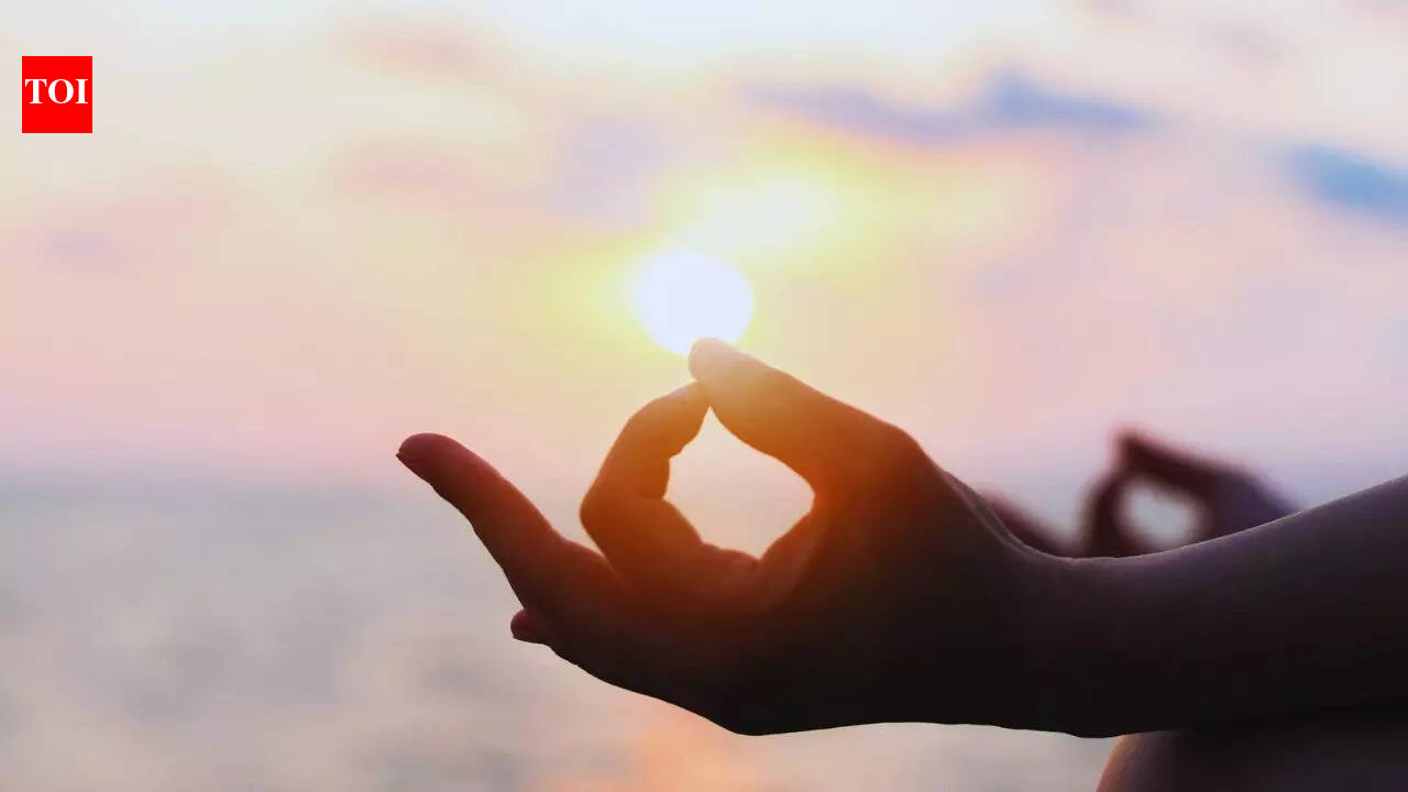 Life coach shares 5-minute daily rituals that remove brain fog and prevent overthinking