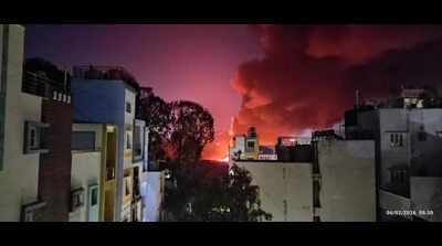 Accidental blaze near Hosa lake destroys 13 labourer sheds in Bengaluru