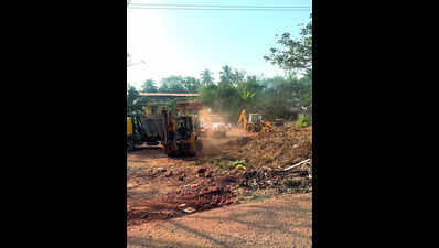 Panaji corporation assures clearance of debris in Dona Paula