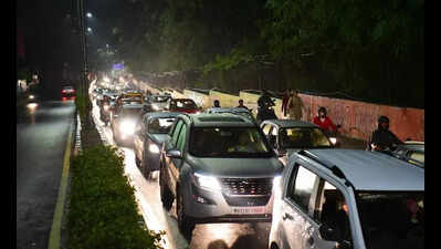 Vimannagar resident sends legal notice on one-way plan