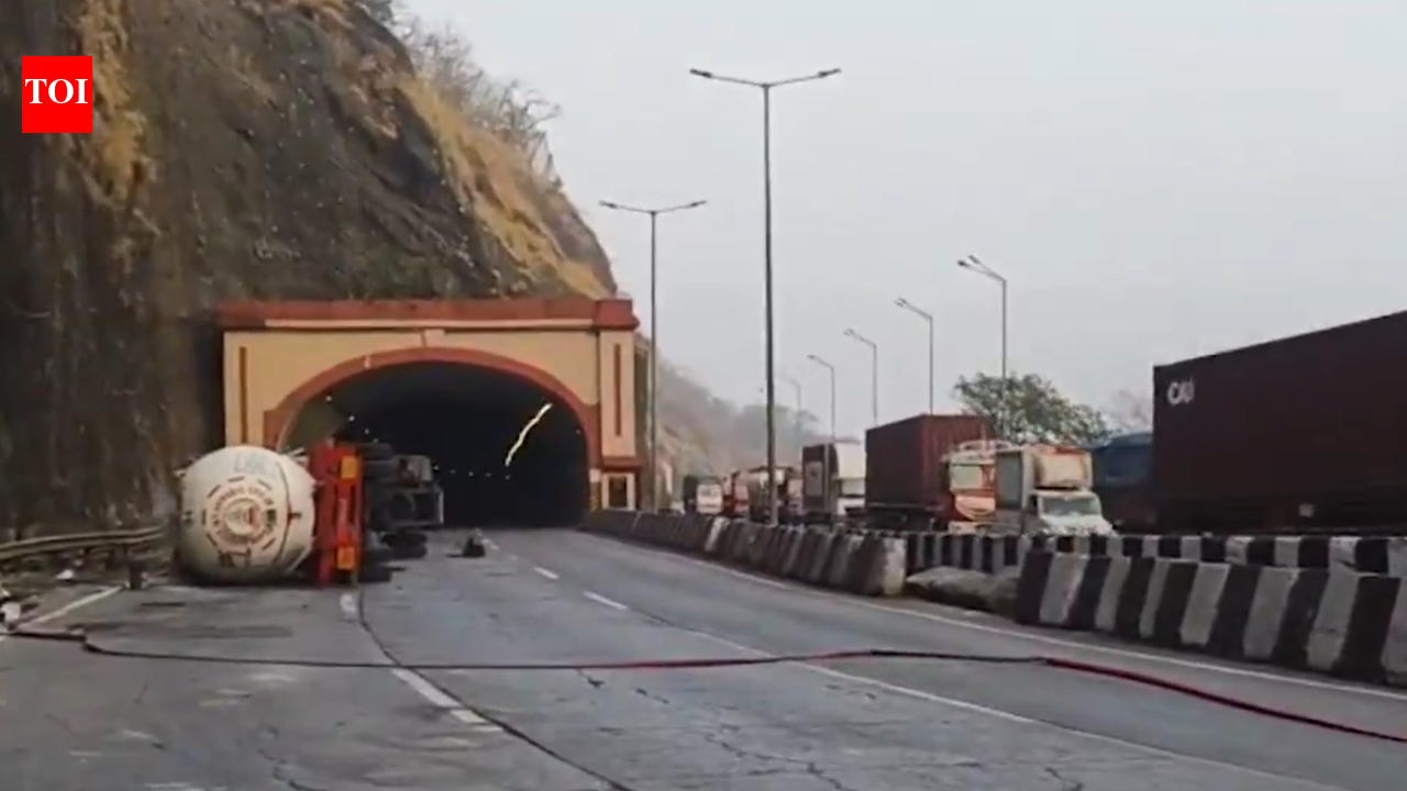 3 tonnes of Propylene gas leaked during 32-hour high-risk operation on Pune–Mumbai Expressway