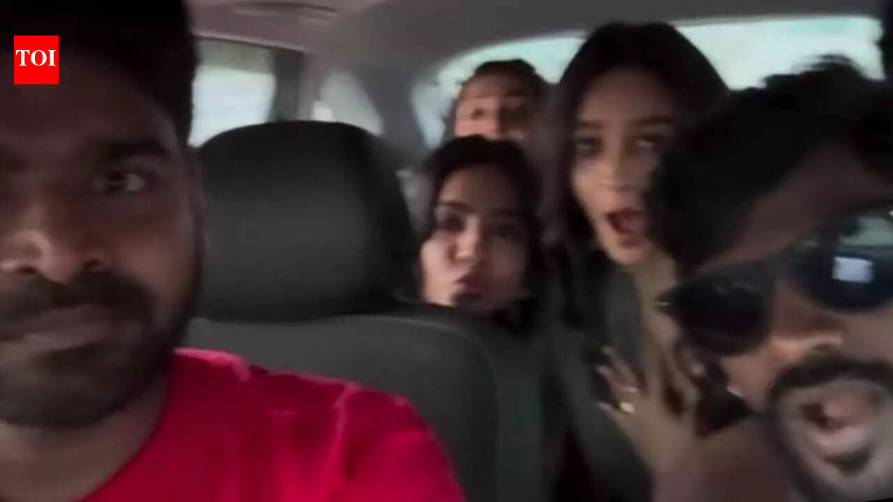 Bigg Boss Tamil 9: Sabari, Vinoth, Aurora, Kamarudin, Divya, Viyana and others reunite for a cheerful off-screen catch-up