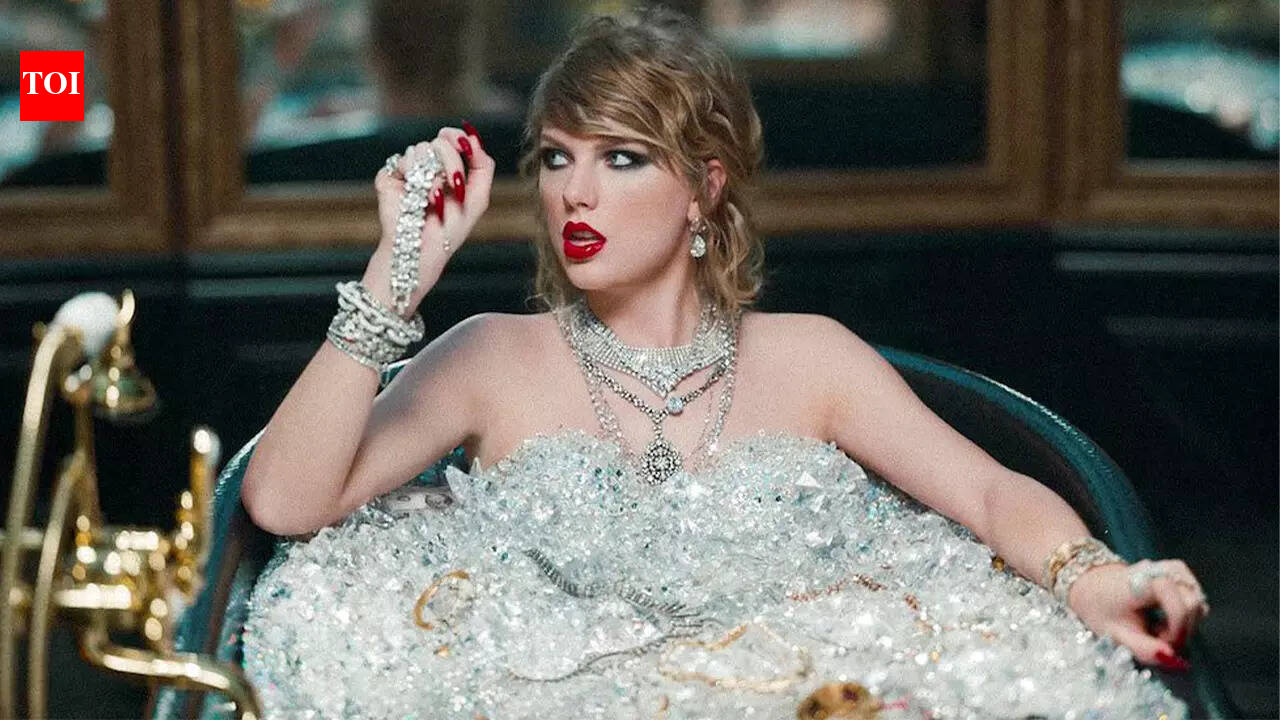 टेलर स्विफ्ट द्वारा सुपर बाउल हाफटाइम चरण को छोड़ देने के वास्तविक कारण | अंग्रेजी मूवी समाचार