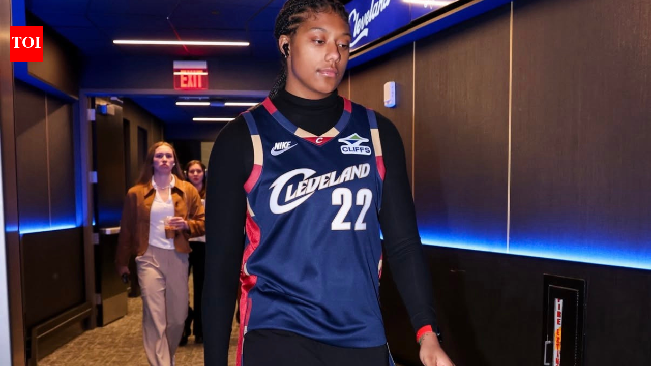 Who is Laila Edwards? Team USA’s Ice Hockey star creates history at 22 years of age with this unique record