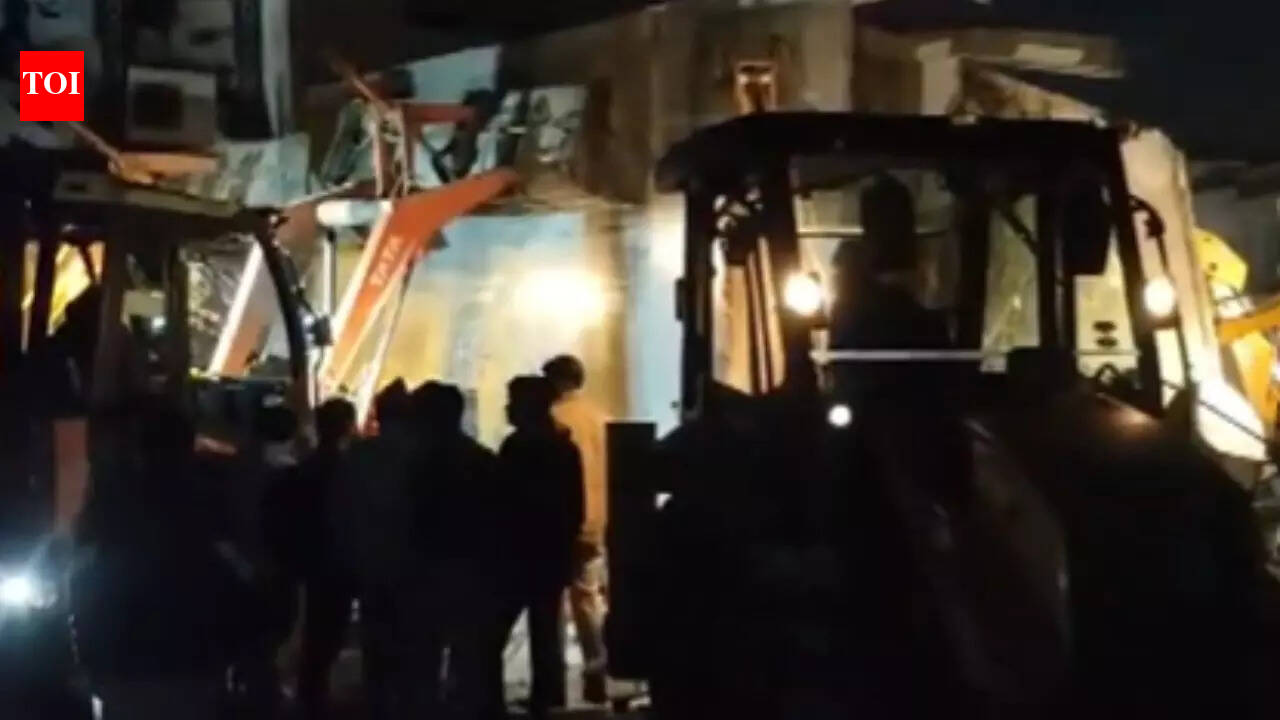 Three-storeyed building collapses in Rajasthan's Kota; several feared trapped