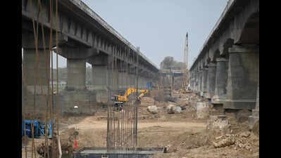 Structural flaws detected in Ahmedabad’s Shastri Bridge; heavy- and medium-sized vehicles banned for a year
