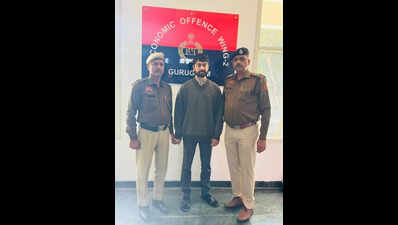 One shop, multiple buyers: Compnay director held for fraud