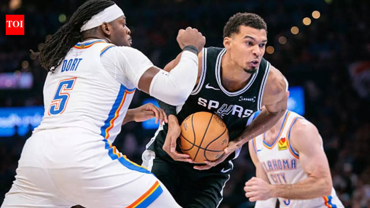 Is Victor Wembanyama playing tonight vs the Dallas Mavericks? Latest update on the San Antonio Spurs star's injury report (February 7, 2026)