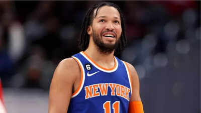 Is Jalen Brunson playing tonight vs the Boston Celtics? Latest update on the New York Knicks star's injury report (February 8, 2026)
