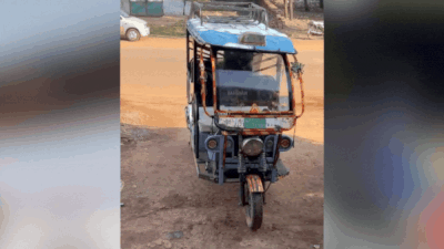 Watch: Frustrated over her ‘faulty’ e-rickshaw, woman sets it on fire