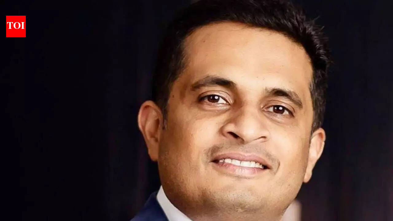 Jagadeesh Vasanthada Wins Industry Excellence Award at IEEE Conference