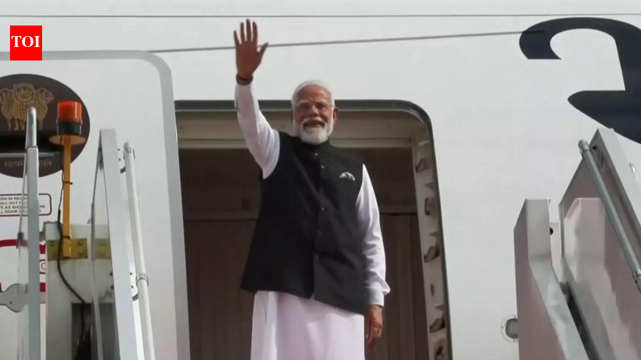 PM Modi leaves for India after concluding two-day visit to Malaysia