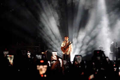 Anuv Jain woos Hyderabad: Love songs, Loud choruses & one big ‘Yes!’