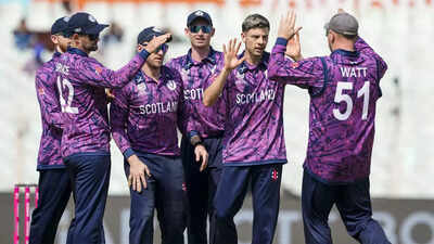 Scotland crash Italy's T20 World Cup party with emphatic win