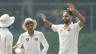 Auqib Nabi's 12-wicket haul powers J&K into Ranji Trophy semifinals