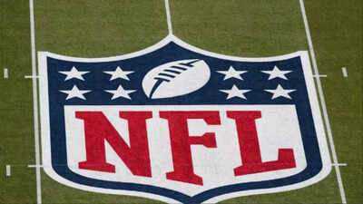  Seven teams affected, 18 New England Patriots players on the market