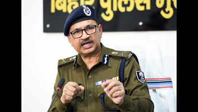 Police HQ bans reels, mobile use on duty