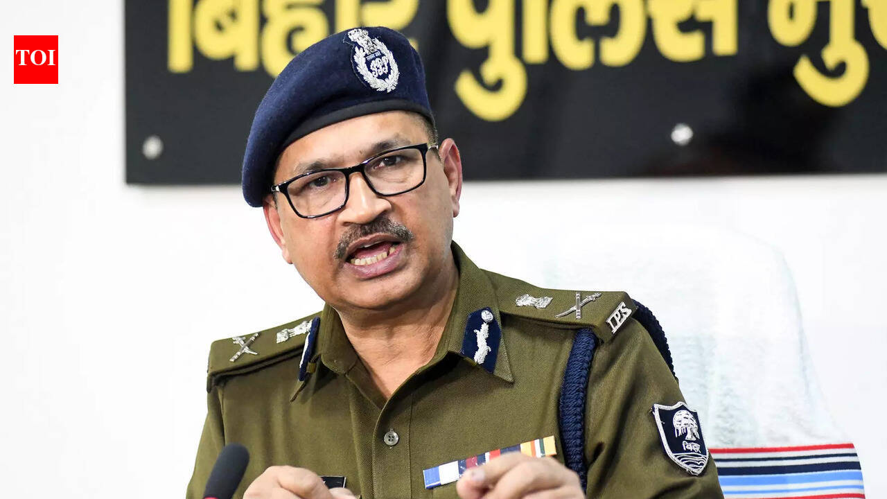 Police HQ bans reels, mobile use on duty