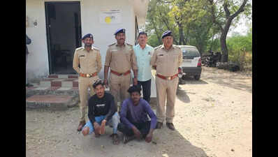 Two arrested for hunting nilgai, fined 2L