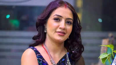 Bigg Boss OTT fame Chandrika Dixit aka Vada Pav Girl accuses husband of ‘cheating on her with two women’; fans react