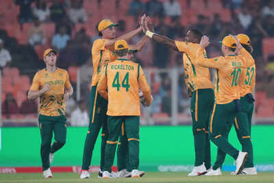  Markram, Ngidi star in South Africa's dominant show against Canada