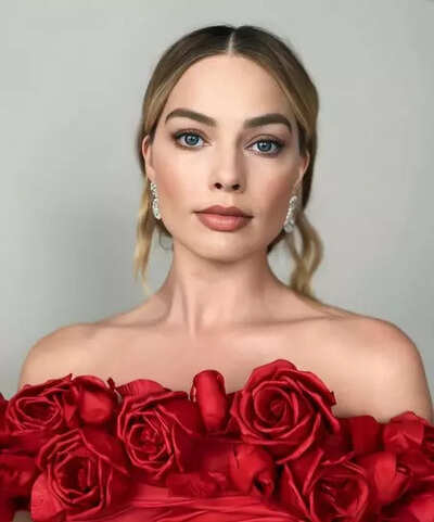 Margot Robbie recalls odd gift from actor; says it told her to eat less