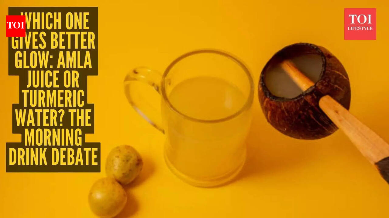 Amla juice vs turmeric water: Which is the better early morning beauty drink?