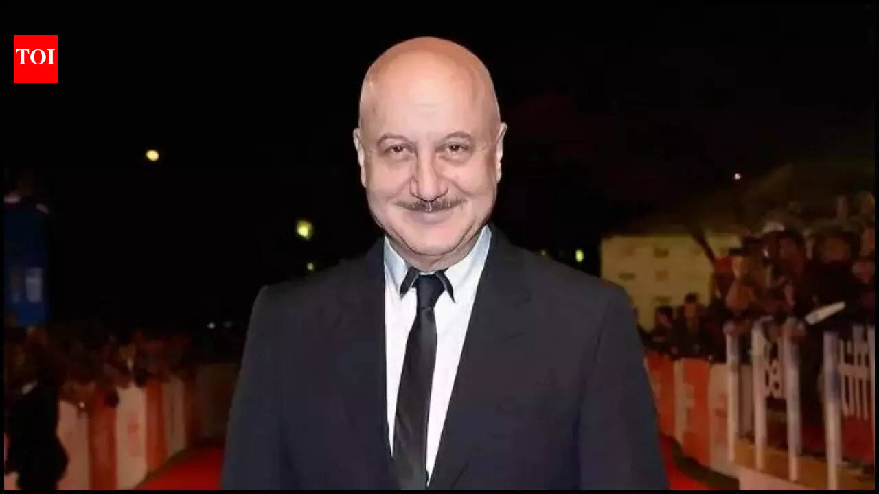 Anupam Kher warns fans of imposter social media accounts on his name: Ignore them