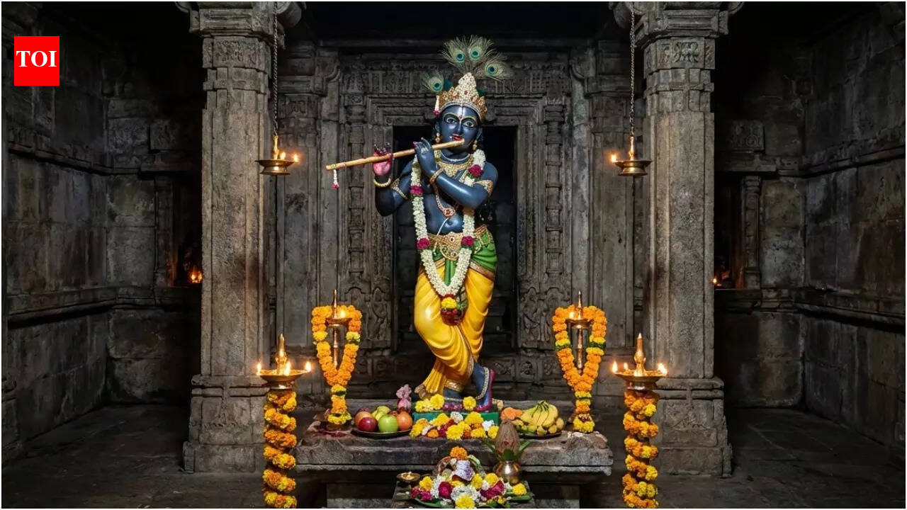 7 Most Revered Lord Krishna Temples In India You Should Visit At Least 